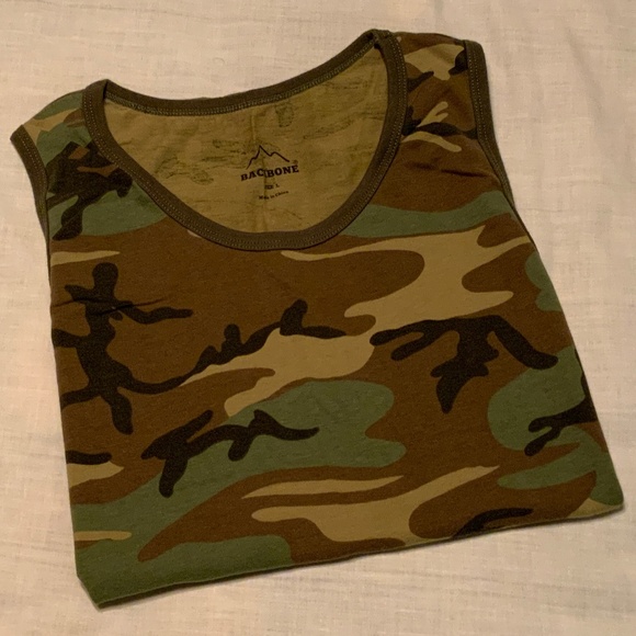 BACKBONE Green Camo Sleeveless T-Shirt Tank Top (Large) - Picture 2 of 7